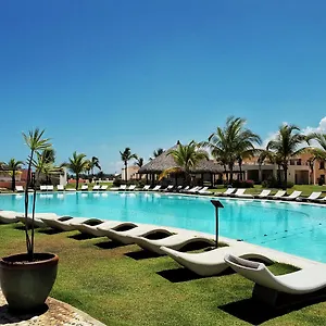 Resort Cap Cana (Adults Only)